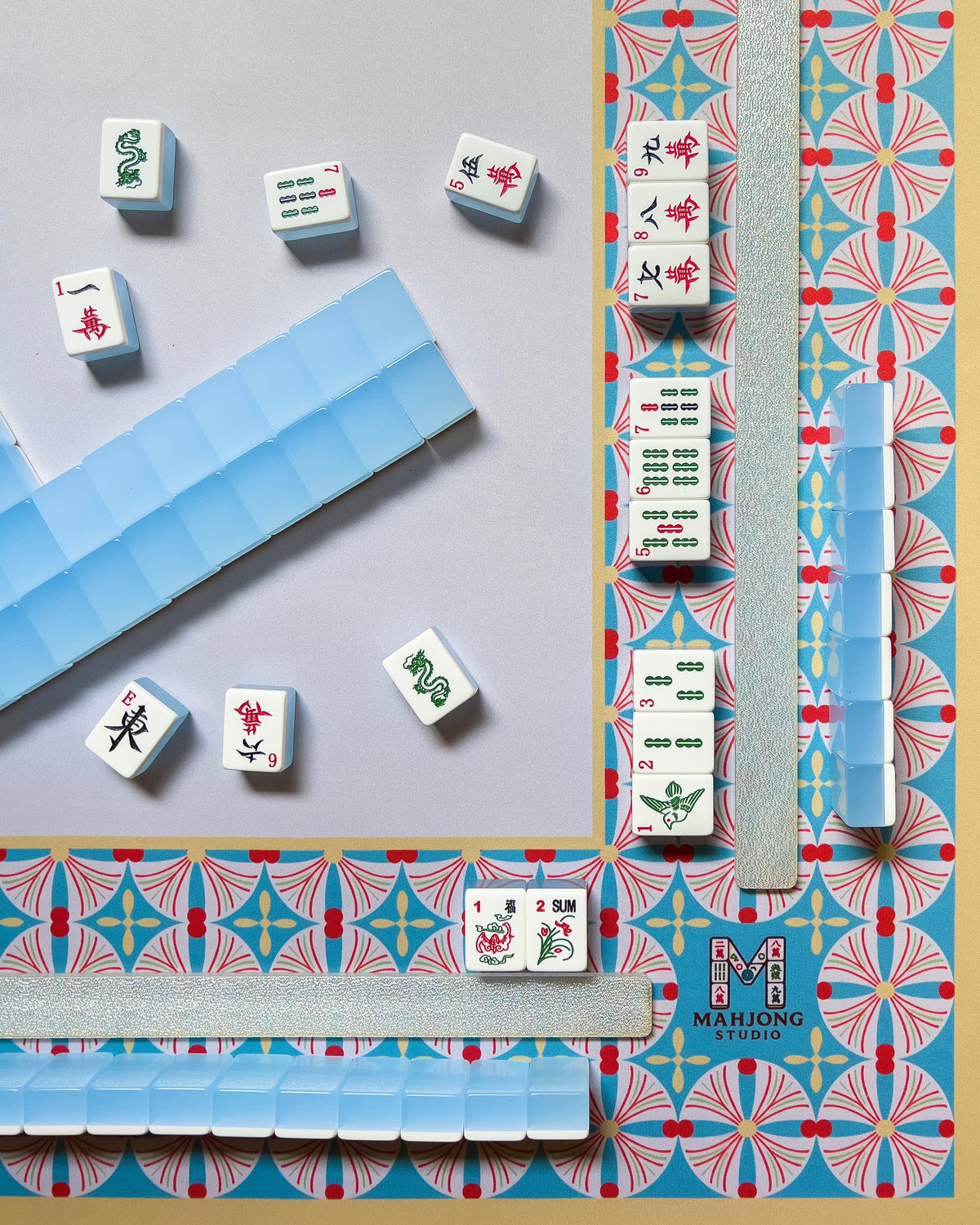 Jelly Blue x Porcelain Pop x Silver Rulers